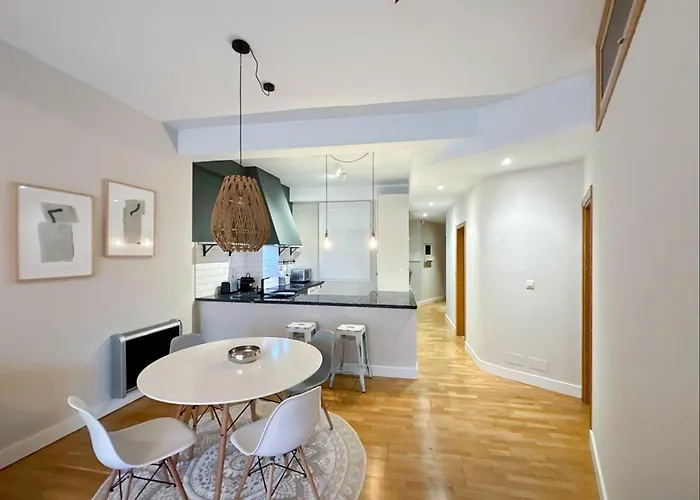 Апартаменты Hosusingcoruna Castineiras *