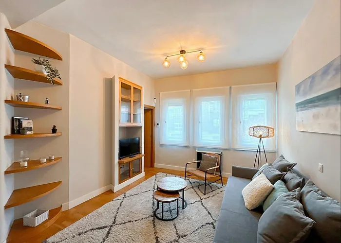 Hosusingcoruna Castineiras * Ла-Корунья